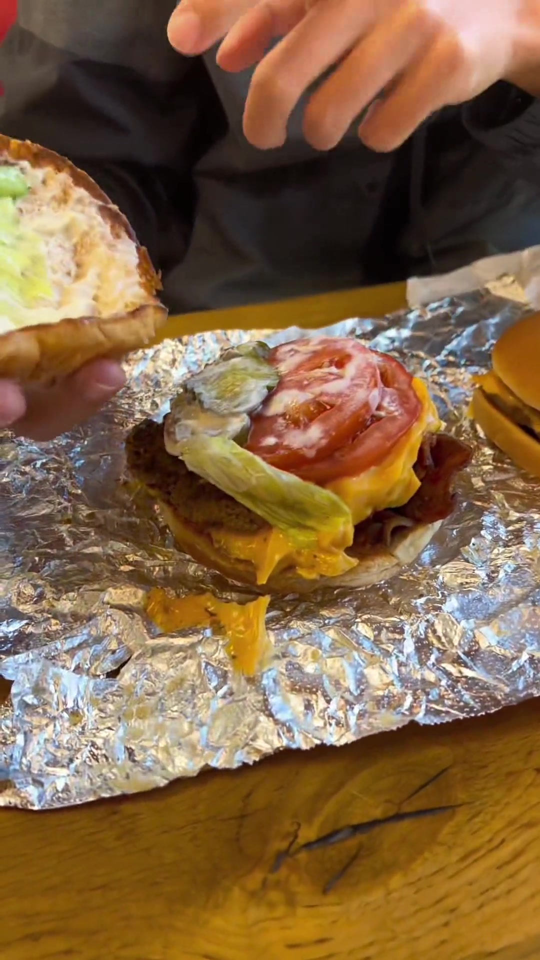 带双层吉士堡踢馆招牌汉堡