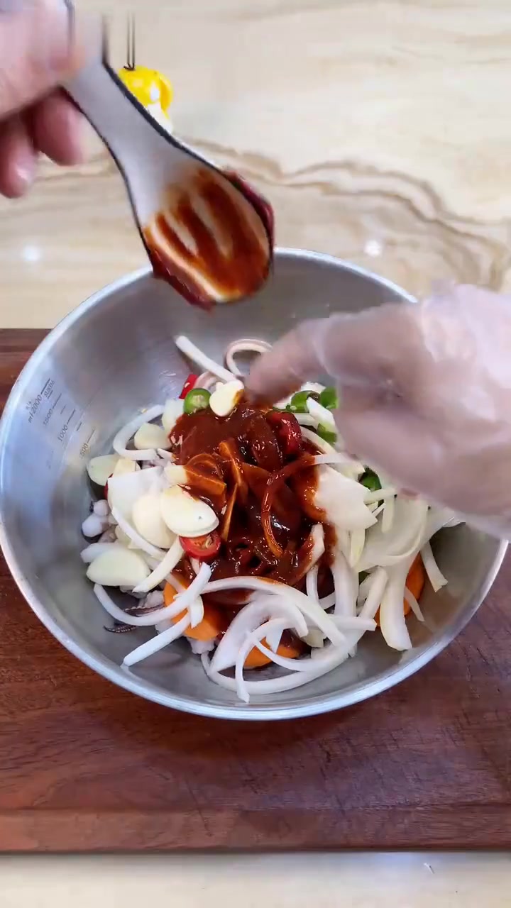 米村同款香辣鱿鱼拌饭？味道究竟如何？