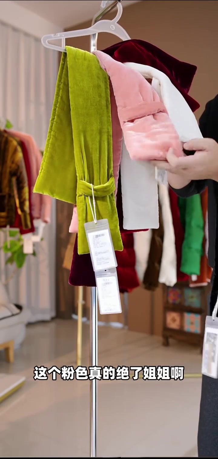 黑色面包服试穿体验！六个颜色显瘦百搭，骑车日常都合适！