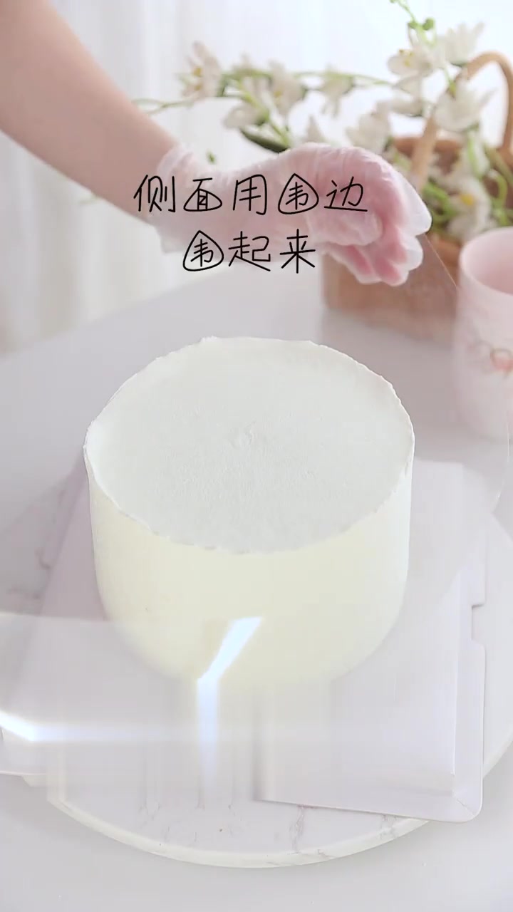 女神节郁金香蛋糕，简约却全是细节，高级感满满~