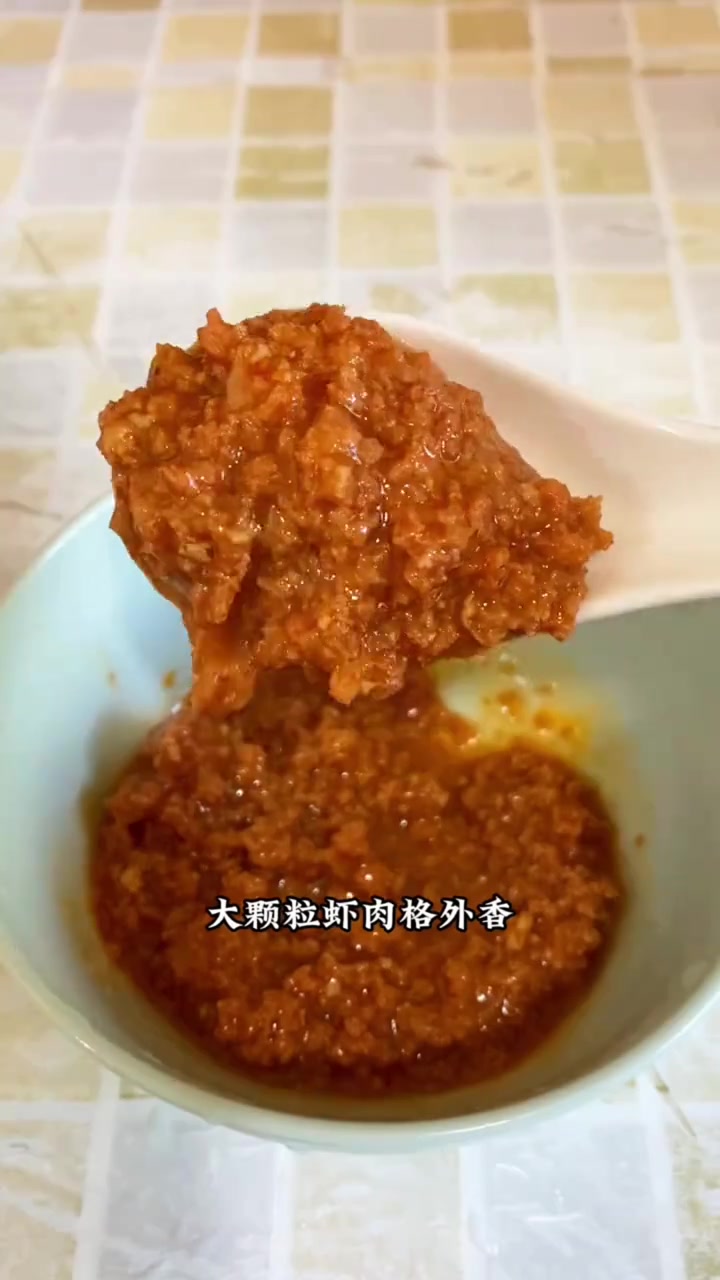 喷香虾酱炖豆腐～这个时候正好吃～大家赶紧尝尝吧～
