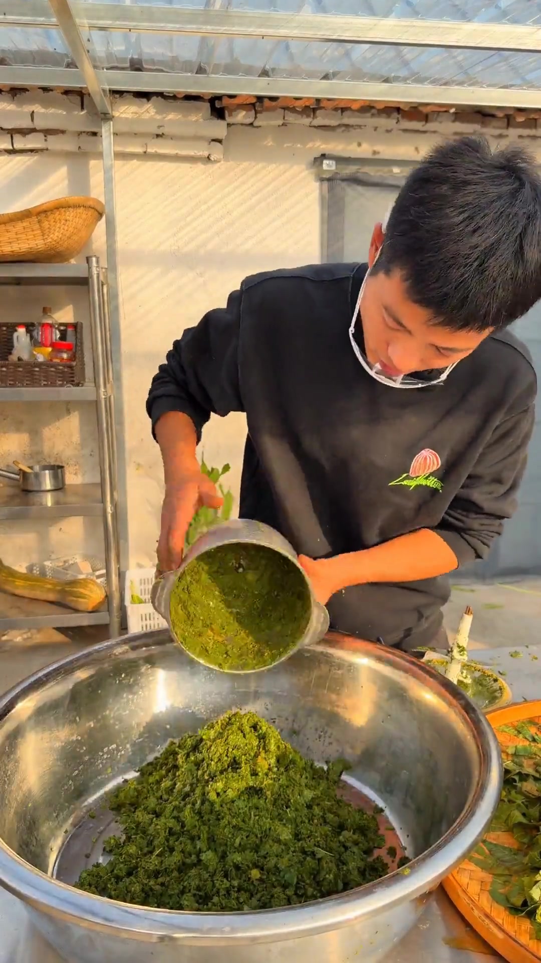 零成本做了28份辣椒香椿和500个手工馍，香椿夹馍真的香