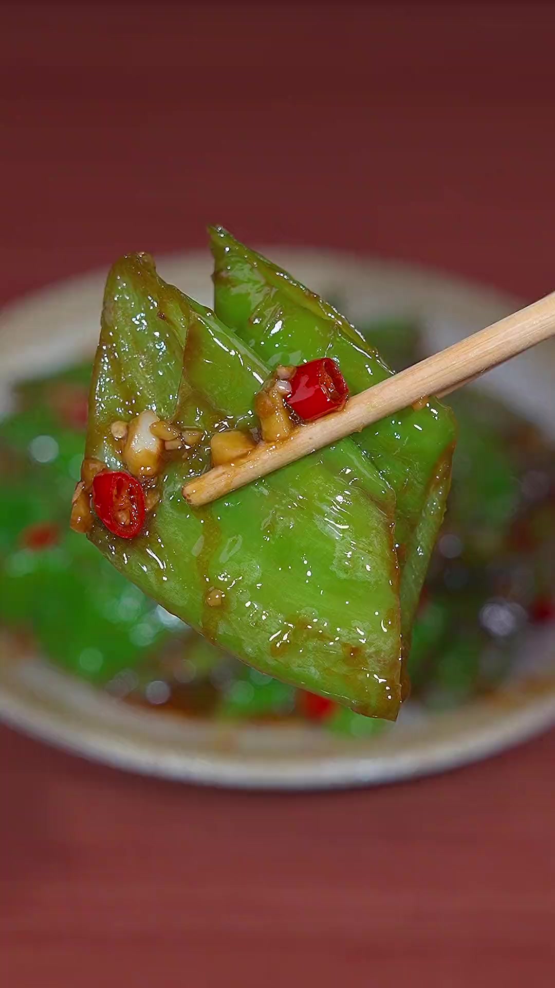 虎皮青椒如何做才能酸辣入味又好吃下饭？