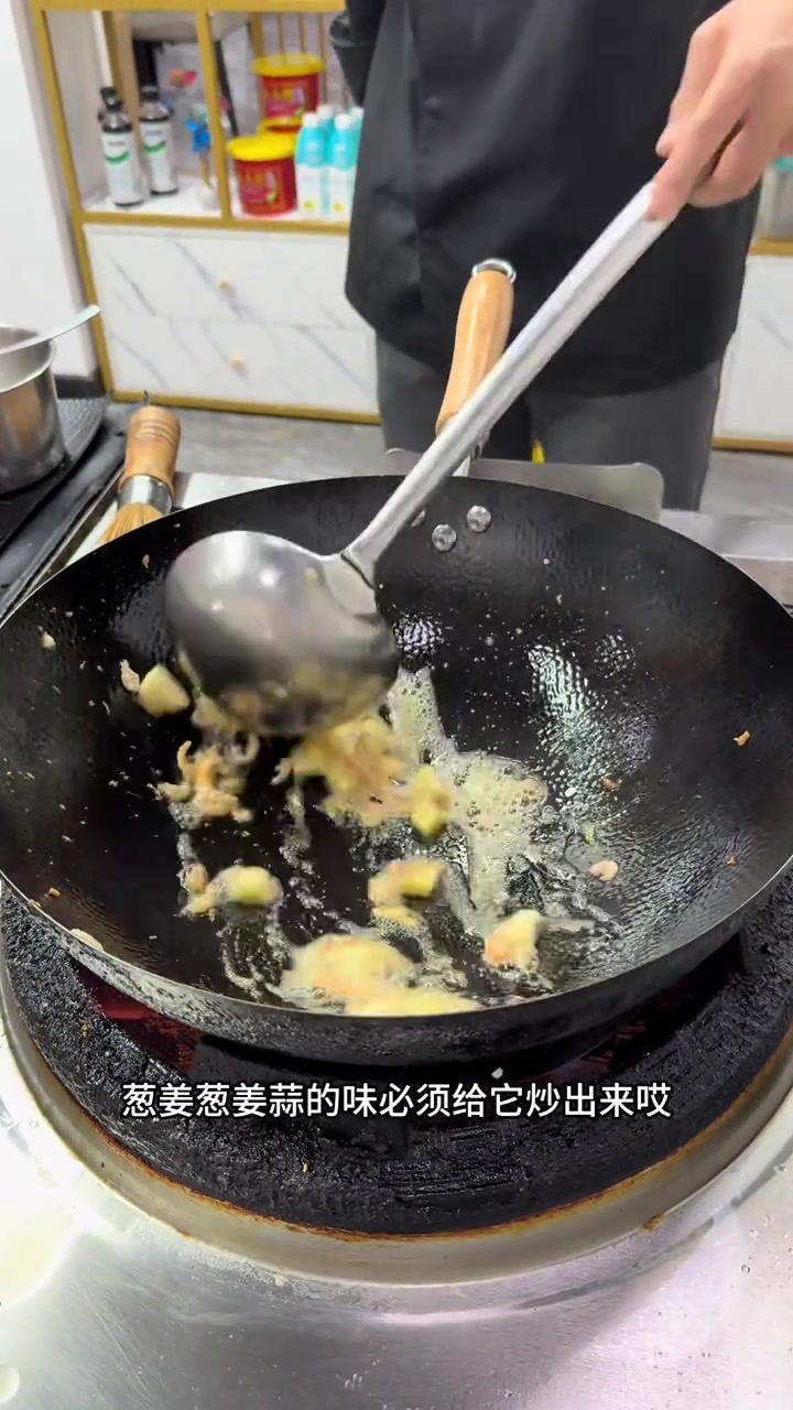 鲜香软烂、美味至极的烂糊白菜！