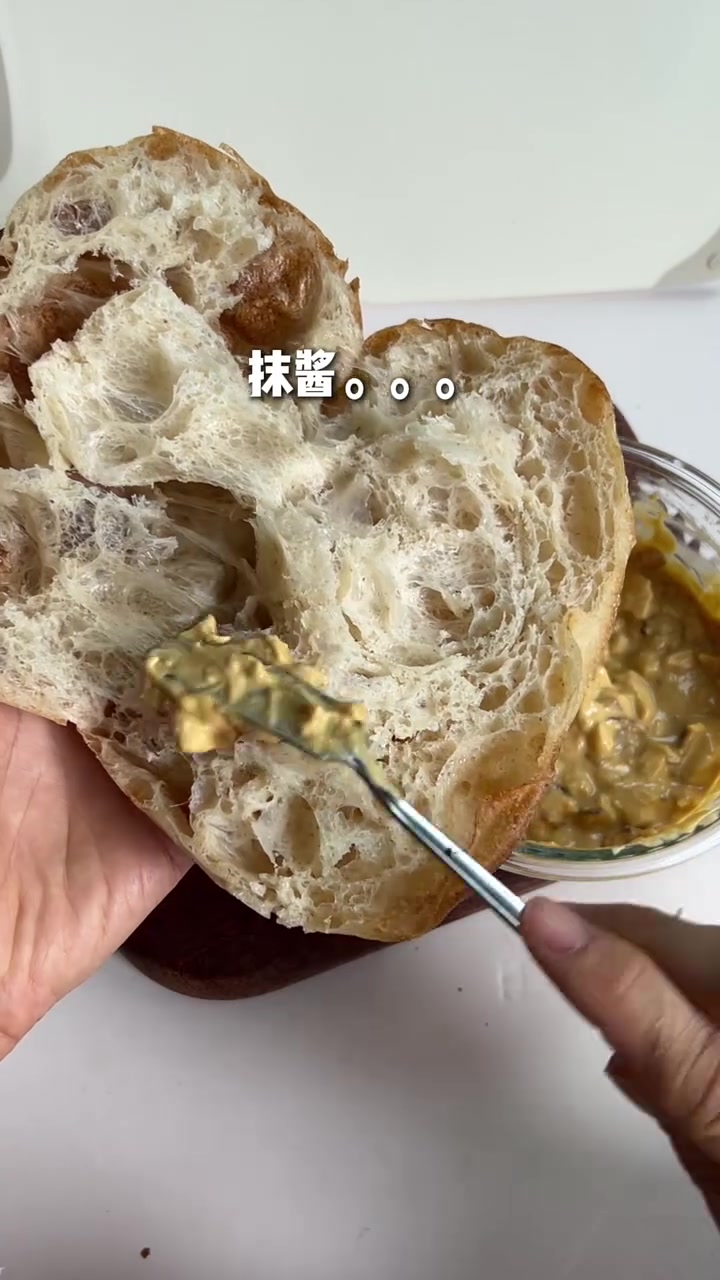 一周吃7次也不厌的低卡蛋黄沙拉恰巴塔！这蛋黄沙拉酱真的巨好吃！再不用去便利店买三明治了！