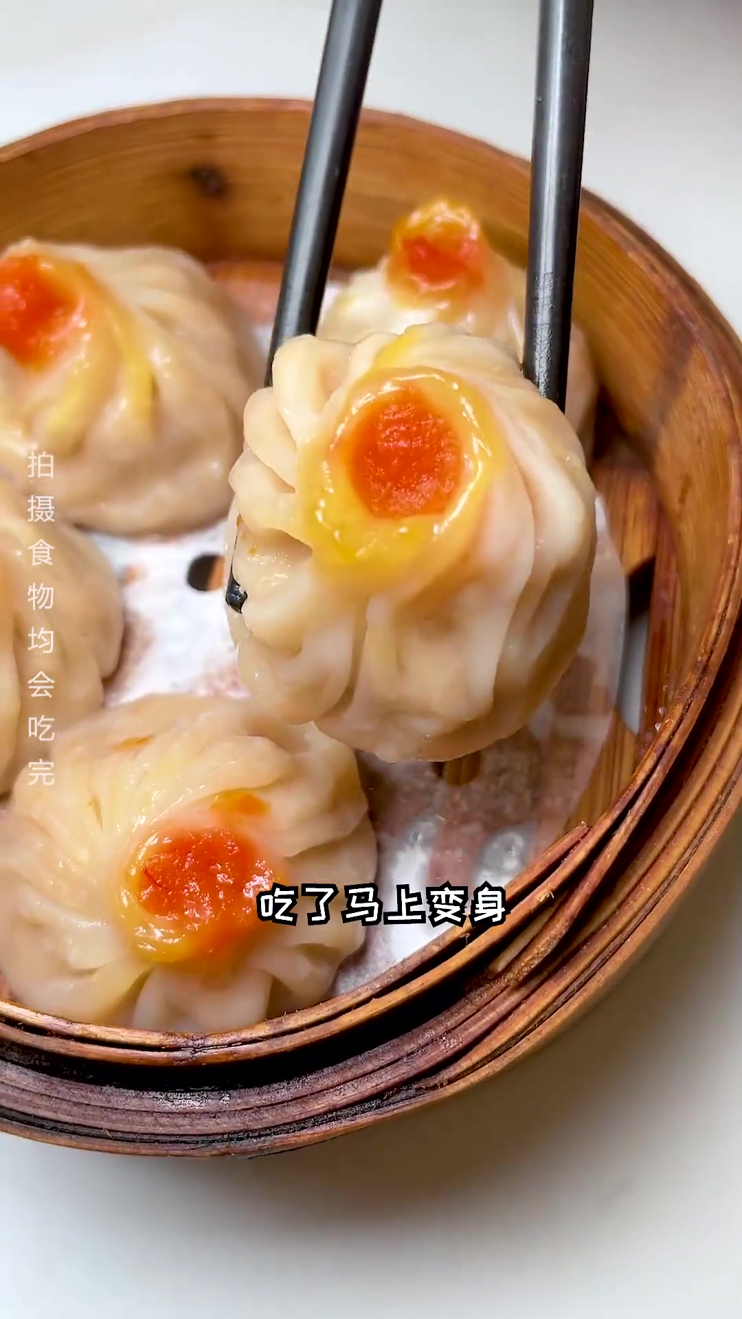 港式茶餐厅怎么点菜看起来会很港?就这一桌发给正在泡面的闺蜜,保准馋哭她