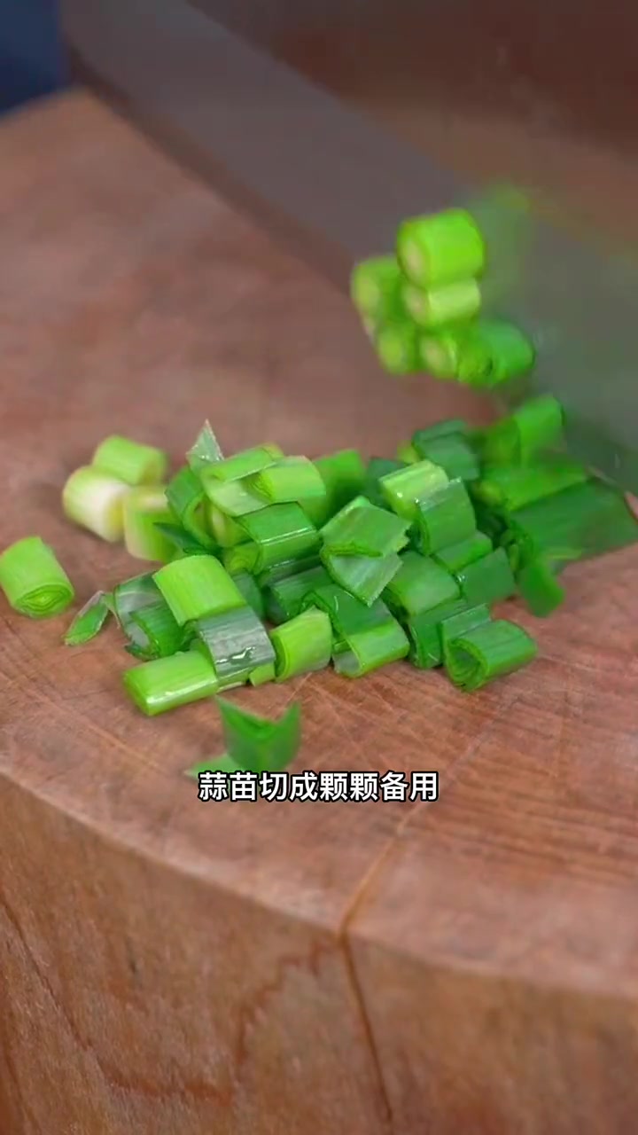 你们最想吃的酸辣鸡杂来啦！酸辣鲜香，好吃又下饭！