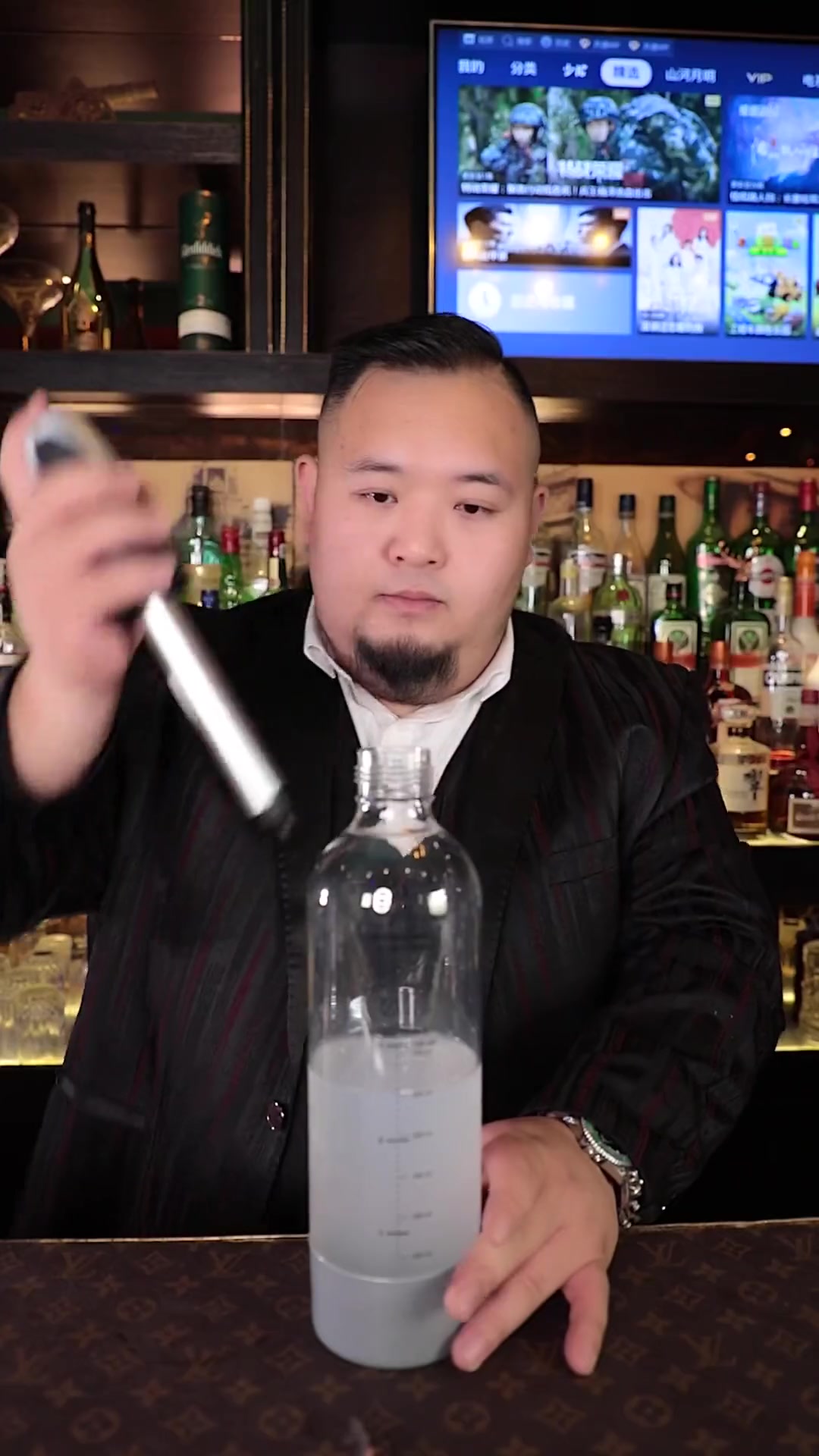 强劲口腔炸弹，劲爽型创意经典鸡尾酒：啵子气弹长岛冰茶！