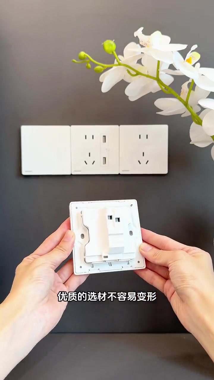 分享几个主卧装修中的设计小巧思