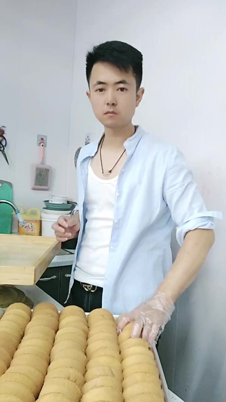 洗一个月打蛋桶,师傅才肯分享的蛋糕配方