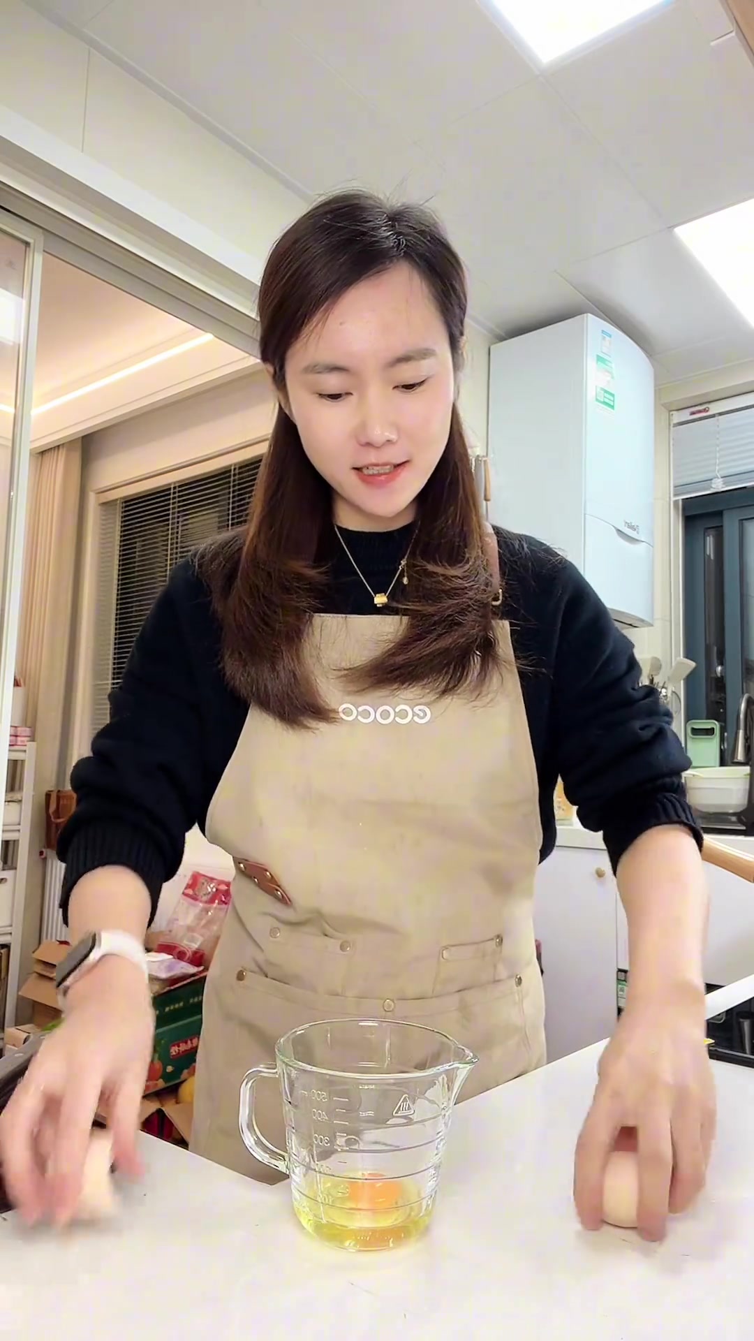 天冷了，三鲜鸡汤锅安排起来，热乎乎的一大锅，吃起来又鲜又暖和！