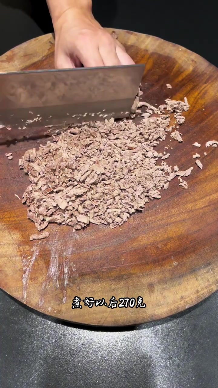 老菜驴肉焖子，调料配比精确到克