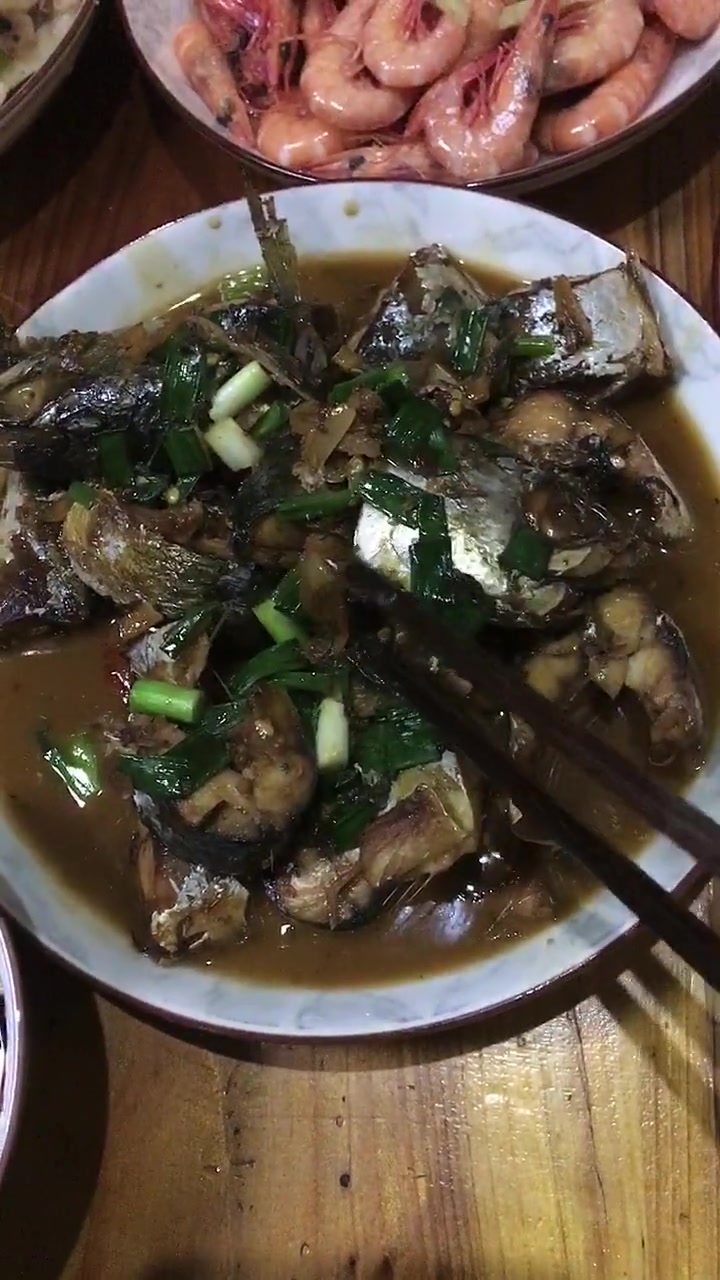 开饭啦！油桶鱼红烧超香，还有这些趣事！