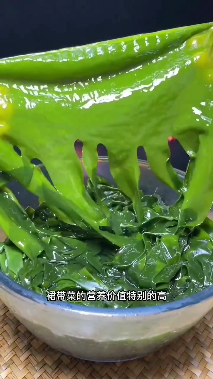 超鲜!盐渍裙带菜变身美味包子的神奇做法