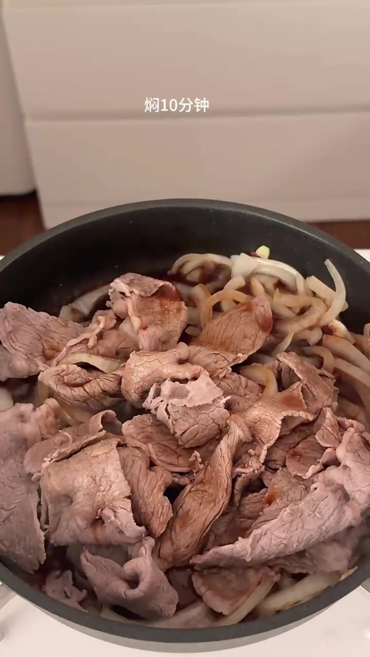餐桌美学，蓝莓盒子蛋糕，姜柠汁，吉野家肥牛饭
