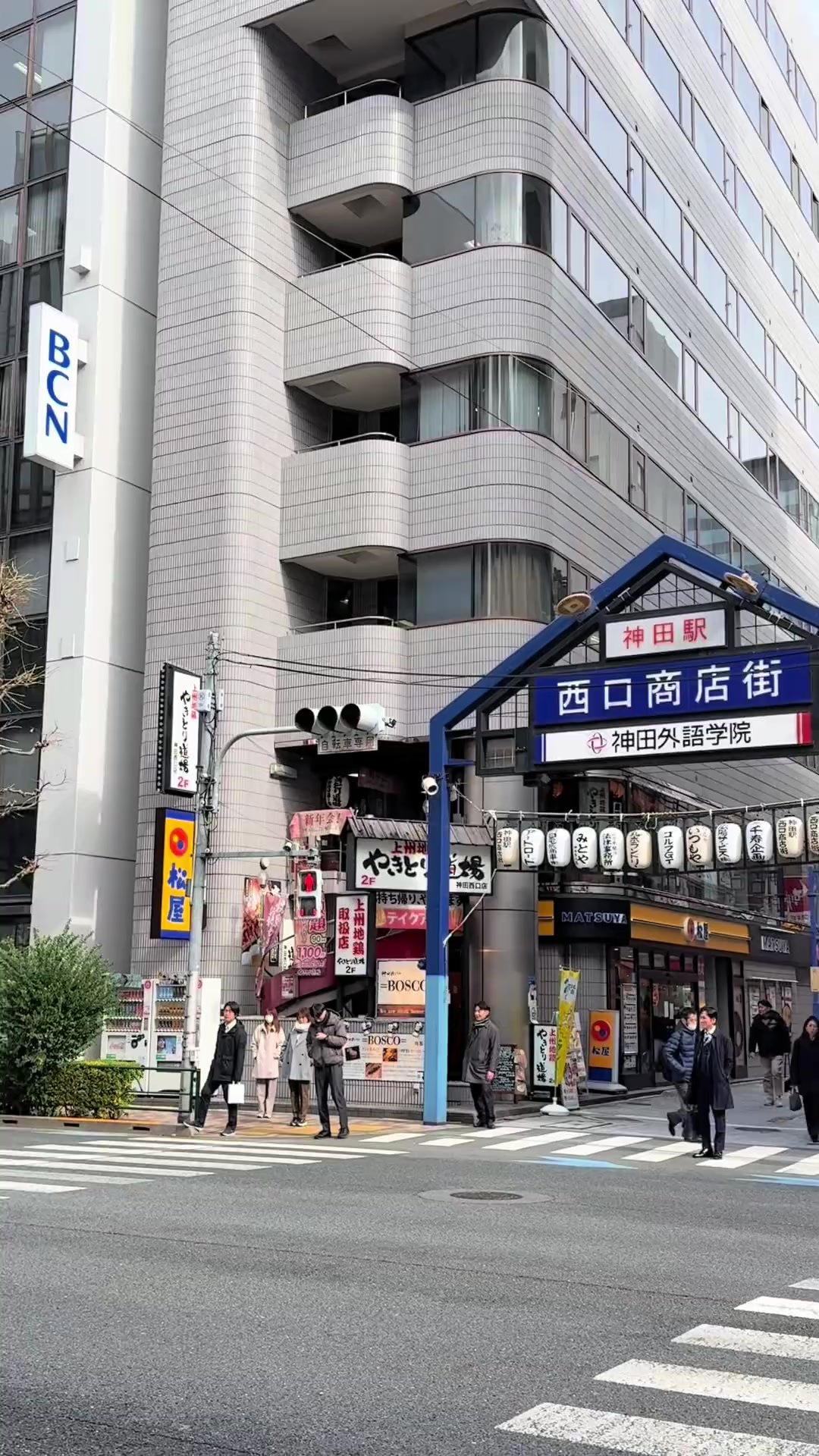 日本小时最低工资可以吃啥?44块钱牛肉盖饭