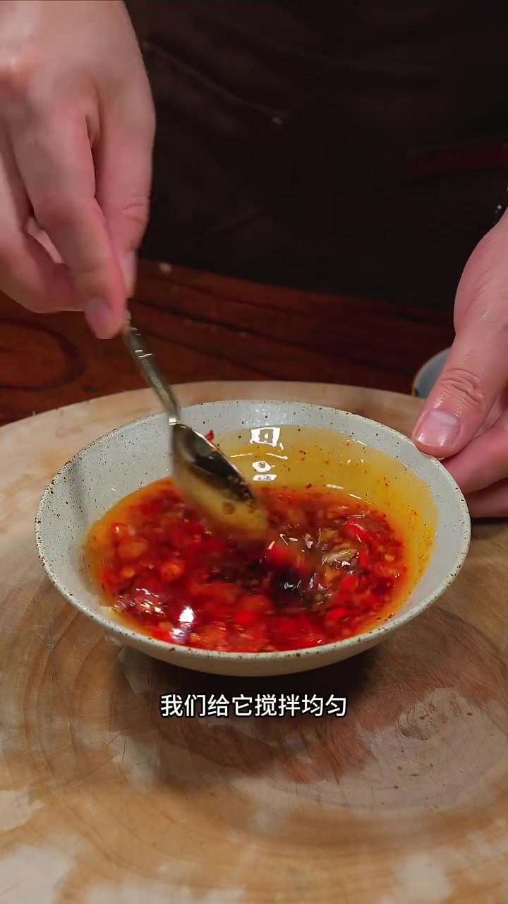 皮蛋拌豆腐简单好吃又好看，喜欢吃豆腐的赶紧试试吧