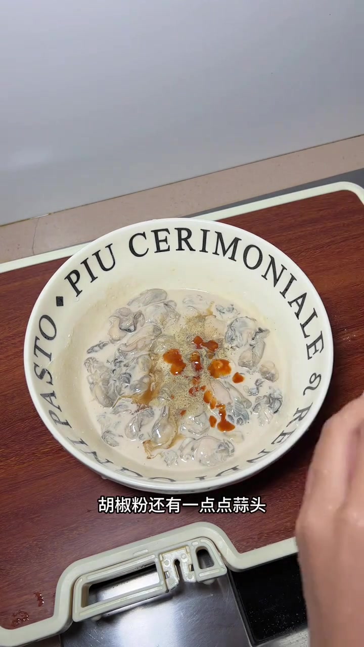 潮汕蚝烙我就喜欢吃这种煎的脆脆的，外酥里嫩，特别香