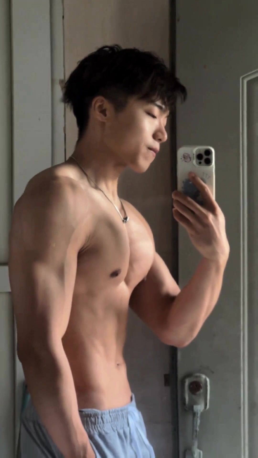 做一个专一的男人 主打的就是一个真实 精神氮泵 鲸鱼门