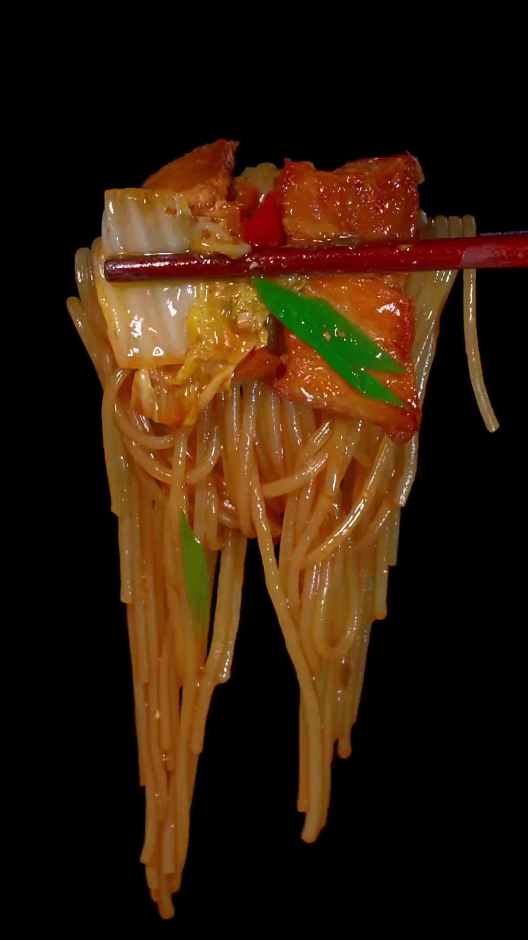 这样做的大白菜猪肉炖粉条，暖心又暖胃，快试试