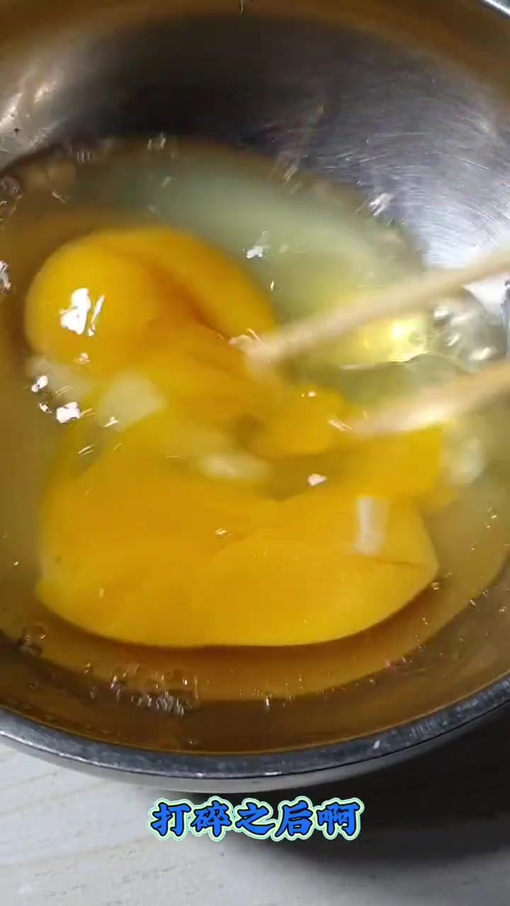韭菜鸡蛋饺教程！开水烫面，大火速蒸，超简单！