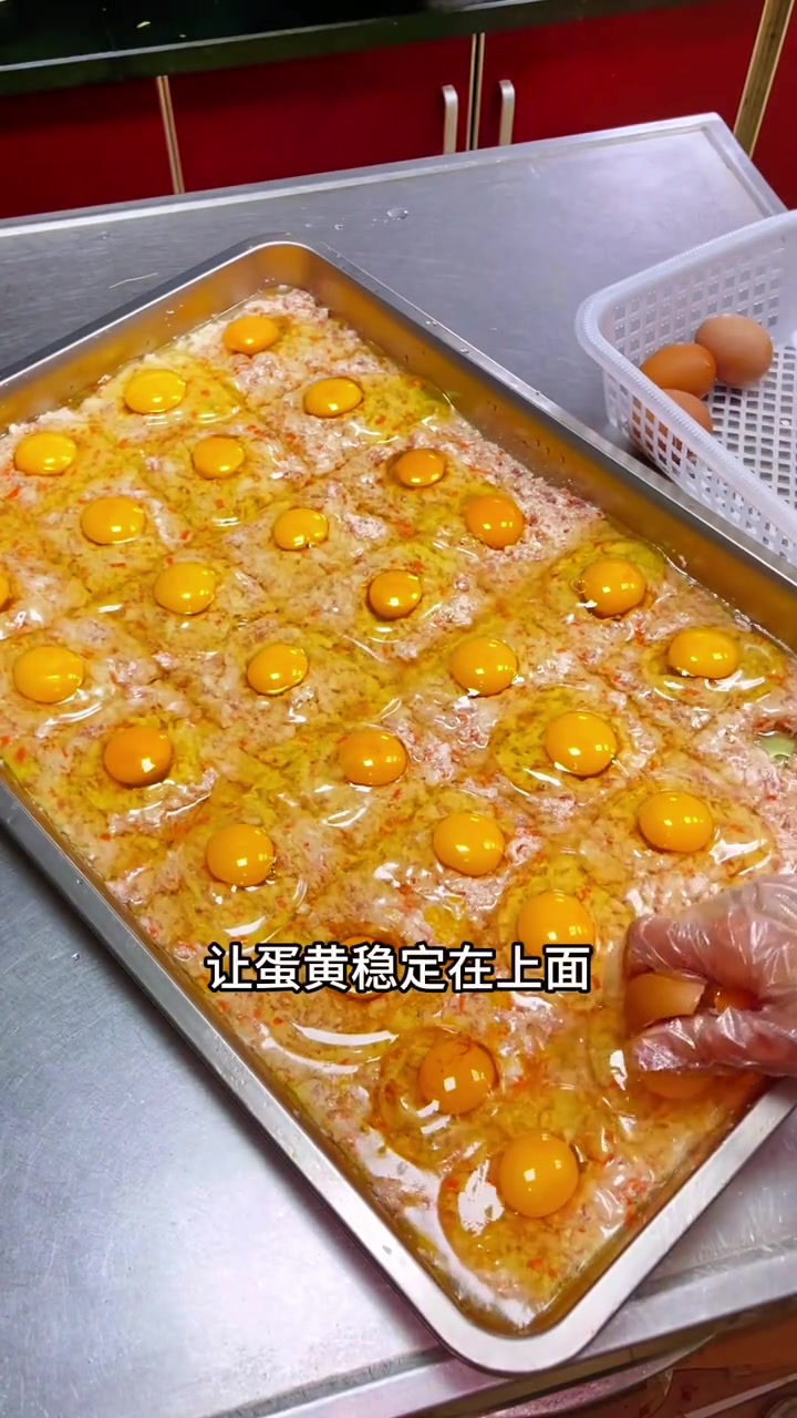 肉饼蒸鸡蛋，有蛋又有肉，完美结合！