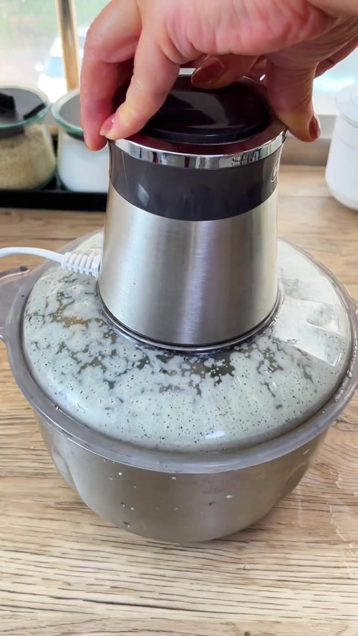 这样做出来的黑豆豆腐脑营养丰富，细腻光滑，做法简单