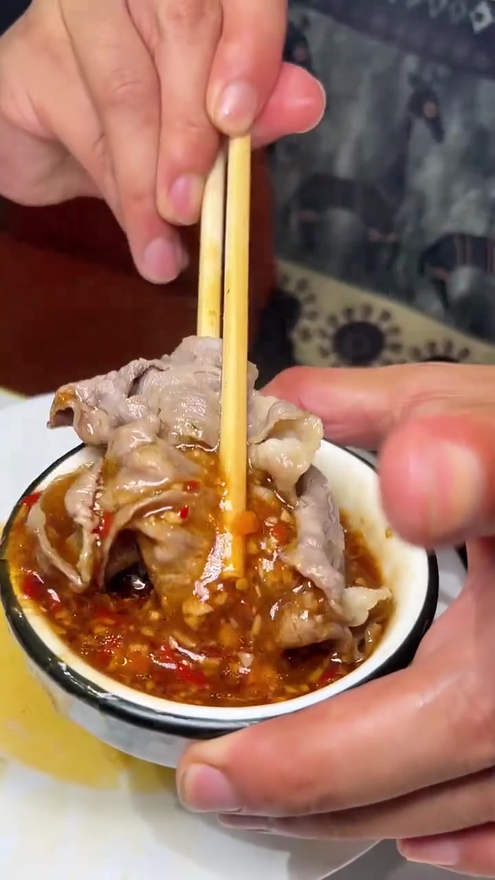 地道的斑鱼火锅！吃一条送一条！