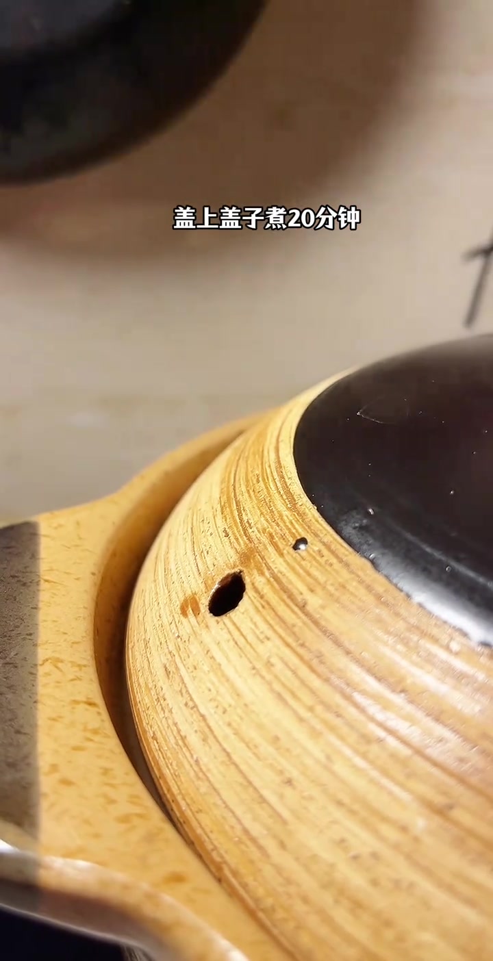 小米是个宝，搭配山药，胡萝卜，养脾胃的好食材，做这个山药小米粥，好喝还养！