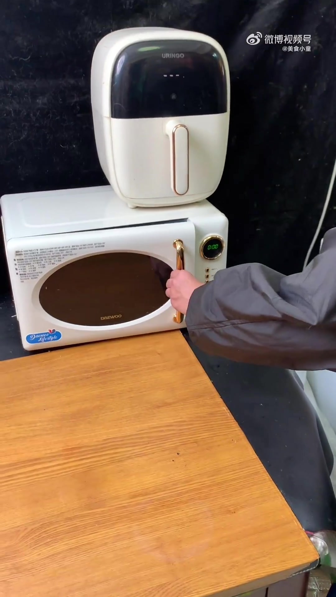 早上来不及做早餐的可以试试这个微波炉鸡蛋羹 美食