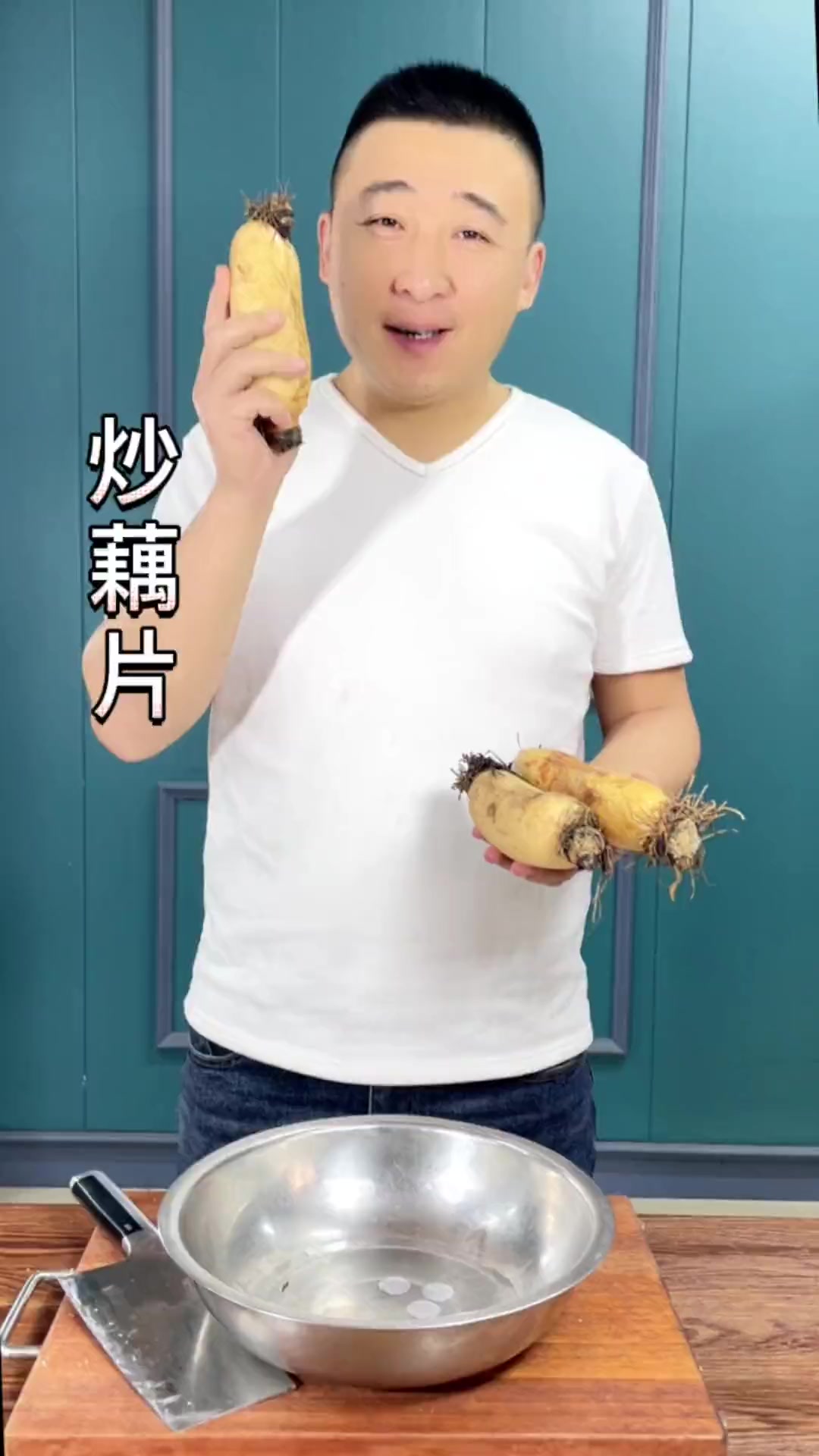 怎样做出不发黑还好吃的炒藕片?快来看看