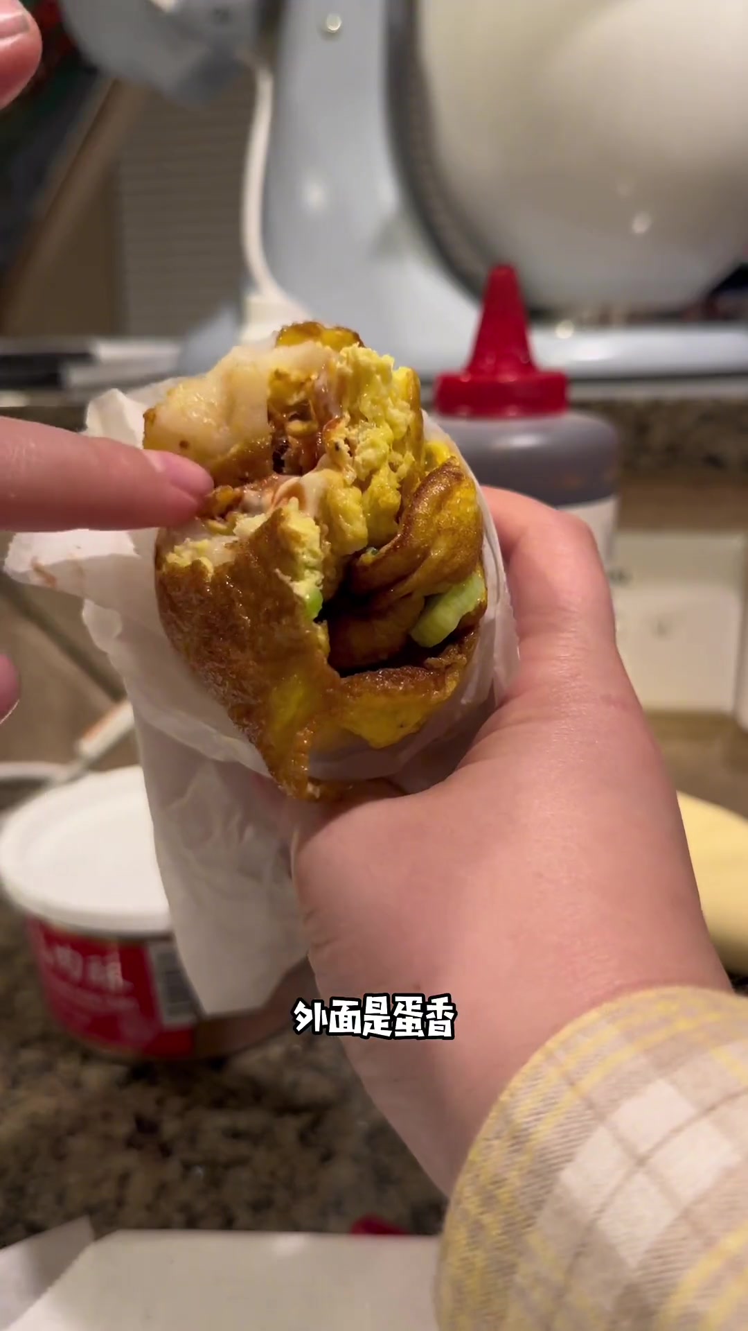 台州的鸡蛋麻糍真的是神仙吃法，小小玲都吃撑了