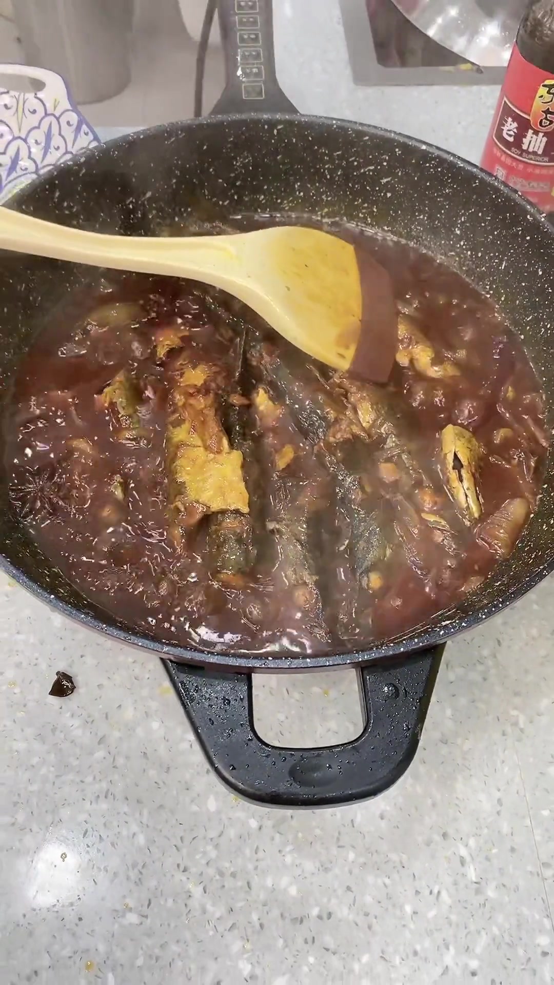 霸鱼炖豆做法大揭秘,味道超赞有胃口!