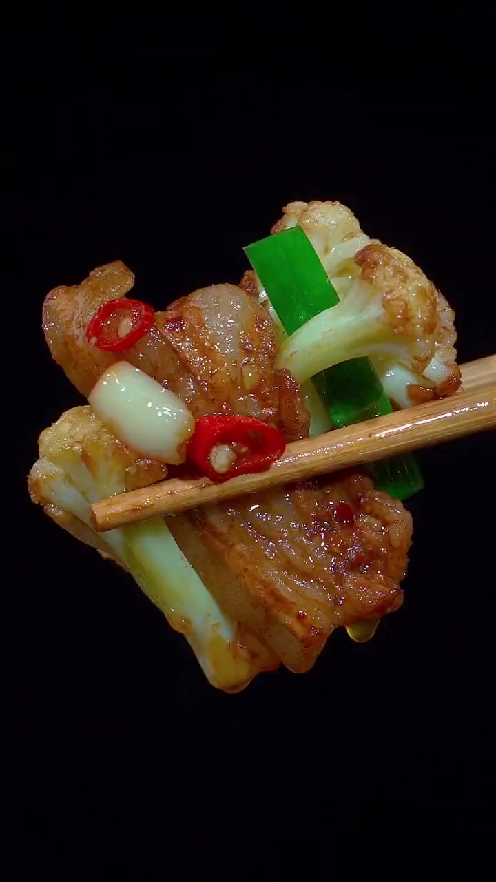 花菜炒肉做法，简单方便又下饭
