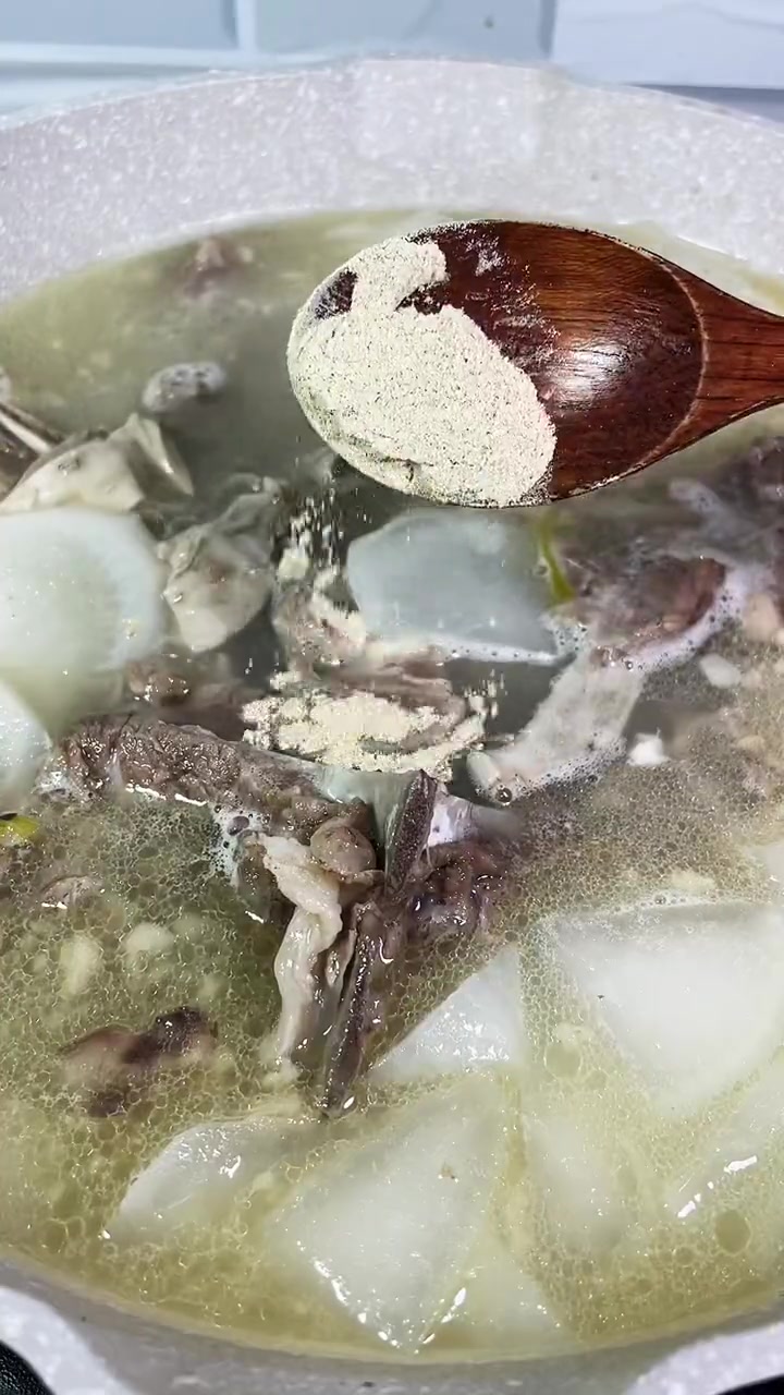 天冷,喝清汤羊蝎子来暖一暖