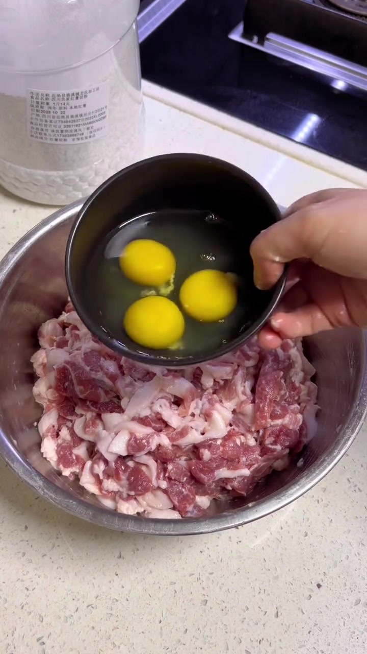 酥肉你是喜欢吃坨坨呢？还是小酥肉呢？