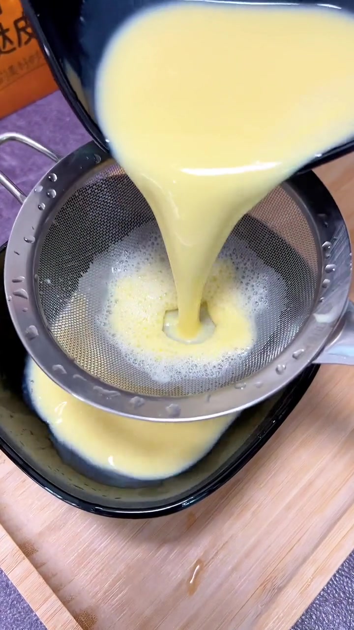 没想到蛋挞做起来这么简单，自己在家用旺仔牛奶就能做，而且既好吃又实惠