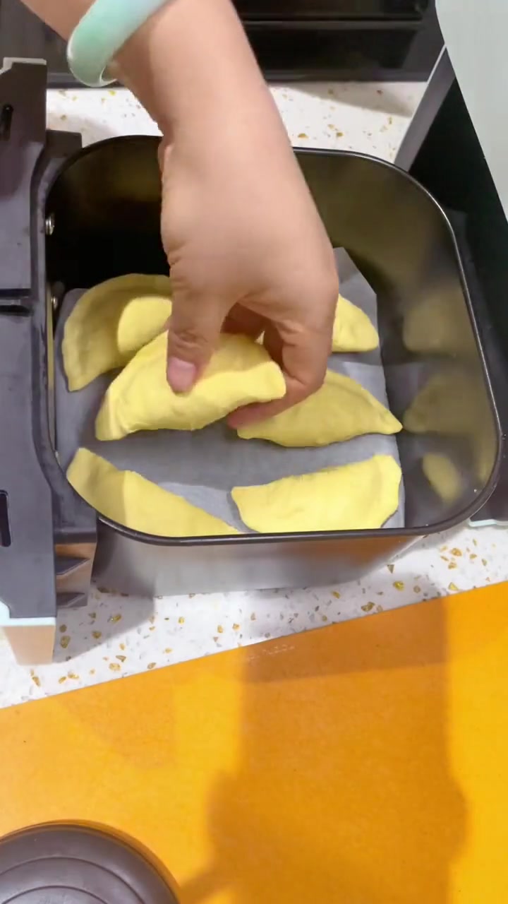 今天跟大家分享11款空气炸锅食谱，家里的空气炸锅不要再闲置了