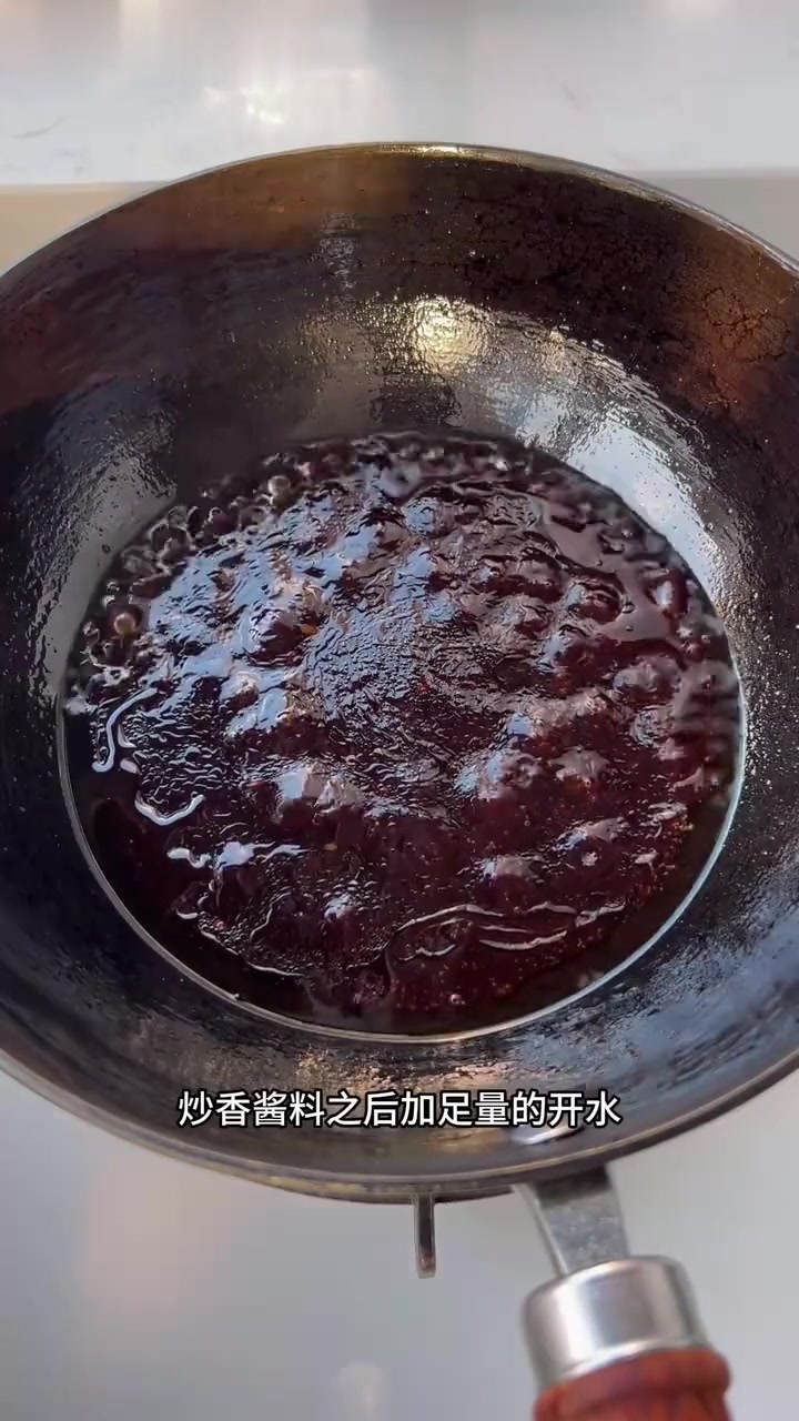 辽宁朝阳特色美食炖肠，是朝阳孩子记忆中的味道