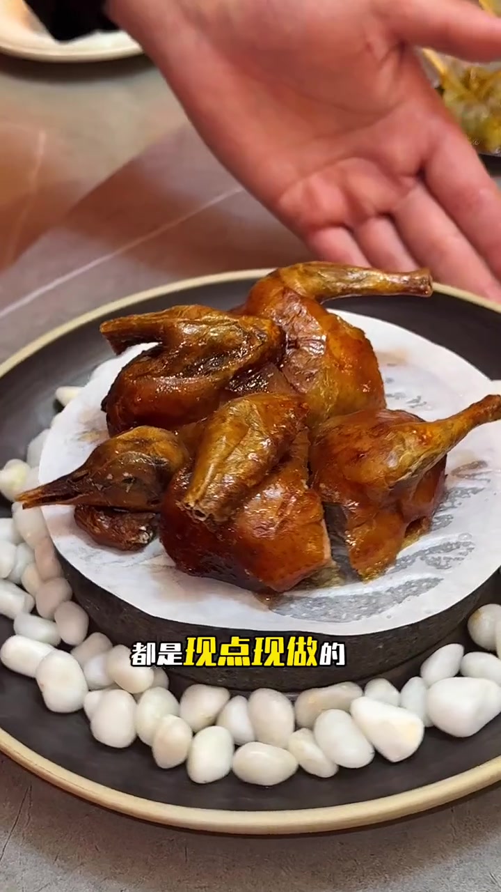 胶东特色菜，各种海鲜烧烤精酿