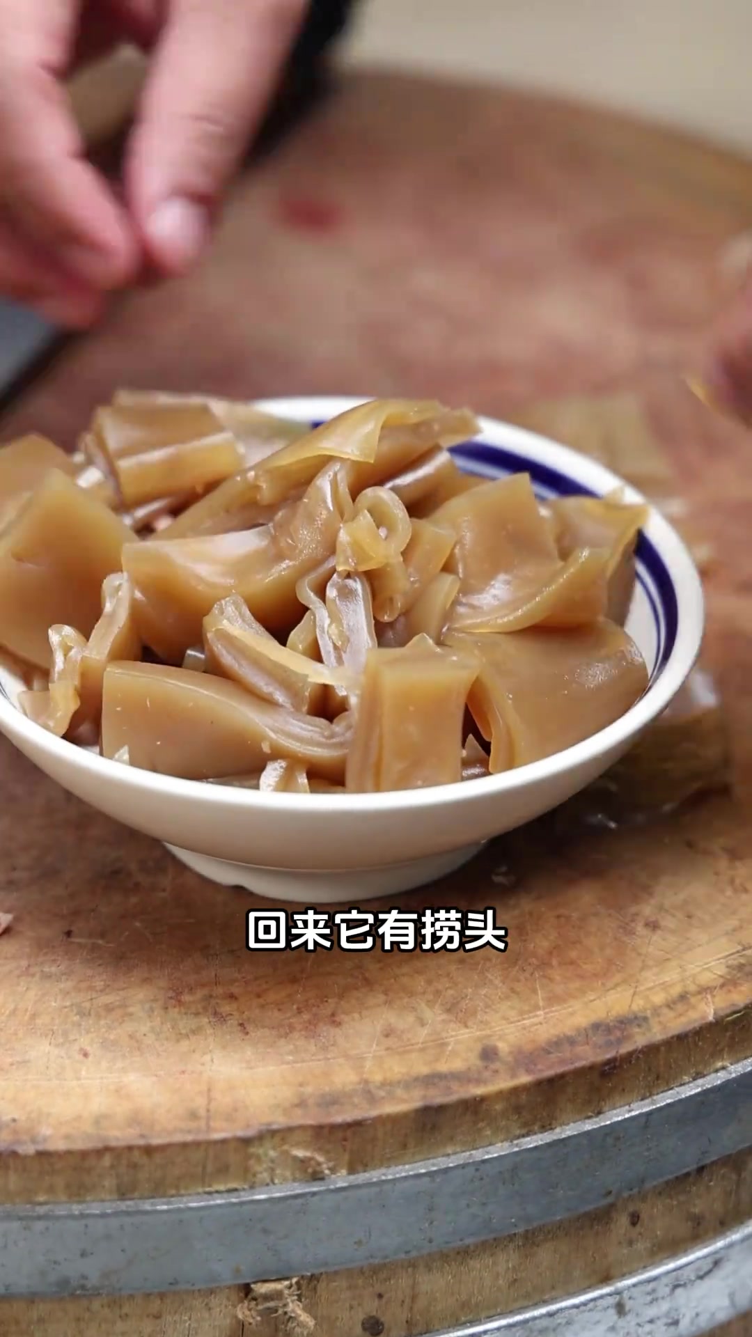 羊肉汤 按照我这样做出的羊肉汤，汤浓味鲜，让你变成羊肉馆的大厨水平，强的很！摇出我的绿海星