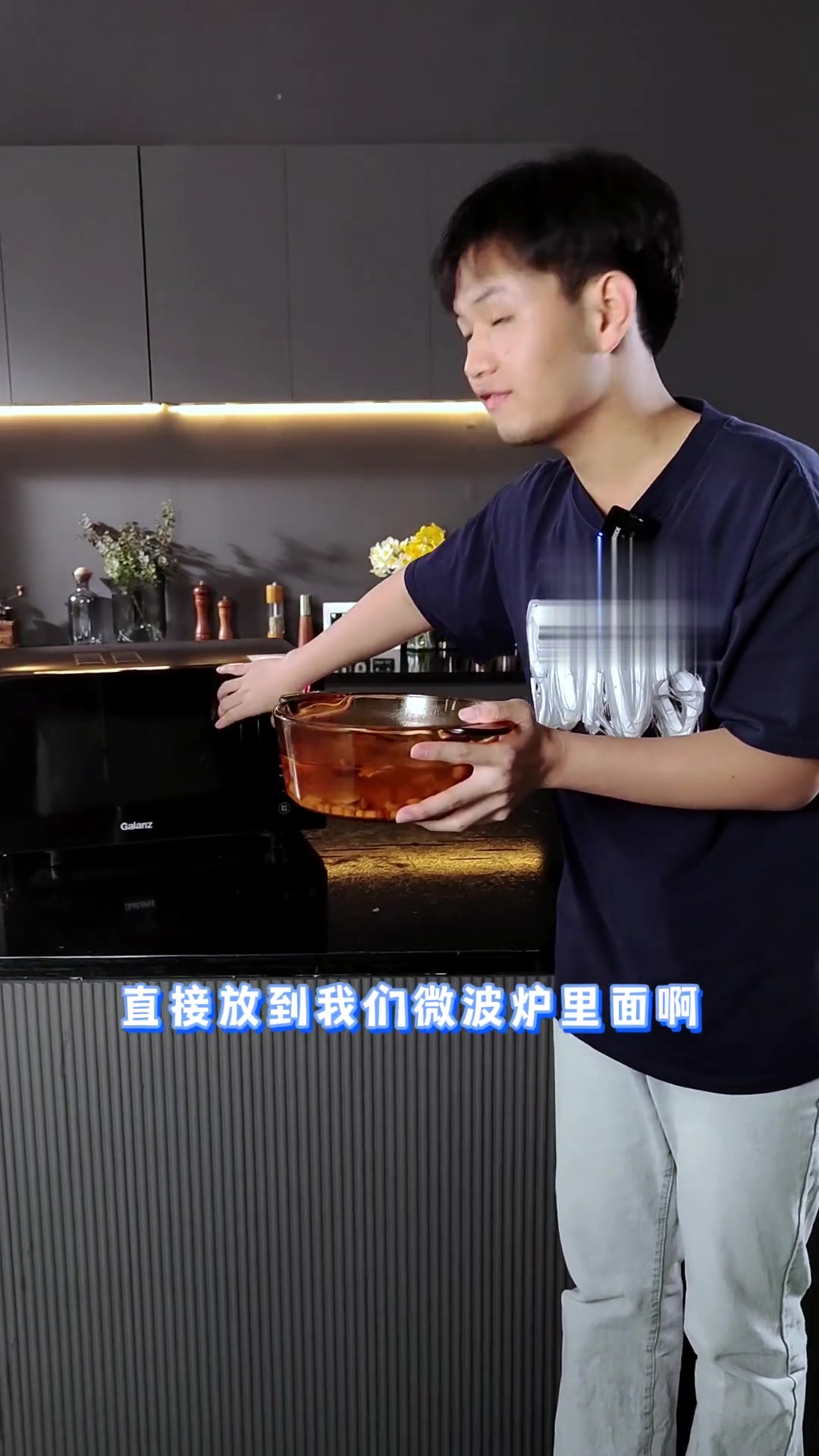 微波炉煲汤简直傻瓜式操作，多段变频自动烹饪，还不用盯着火候