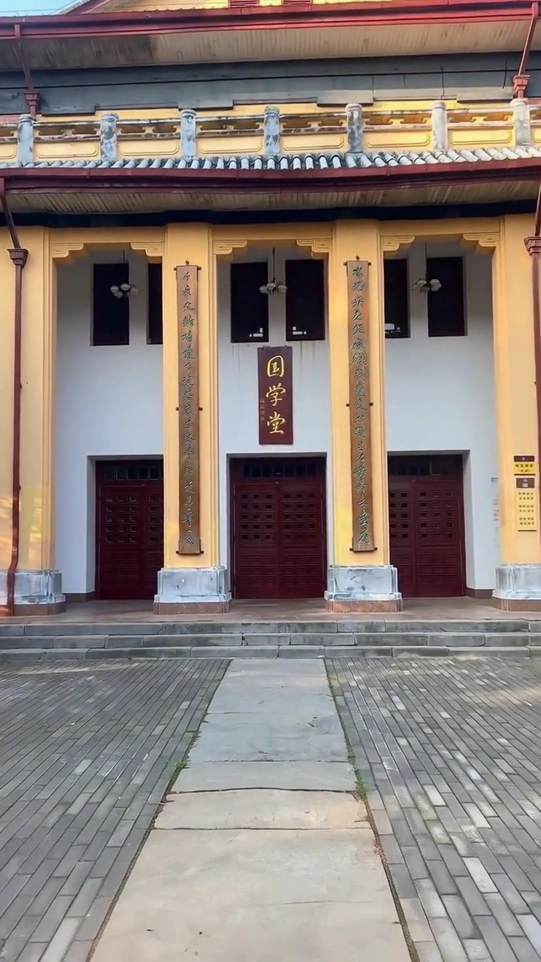桂林阳朔3日游攻略!吃遍椿记烧鹅+遇龙河竹筏,绝了