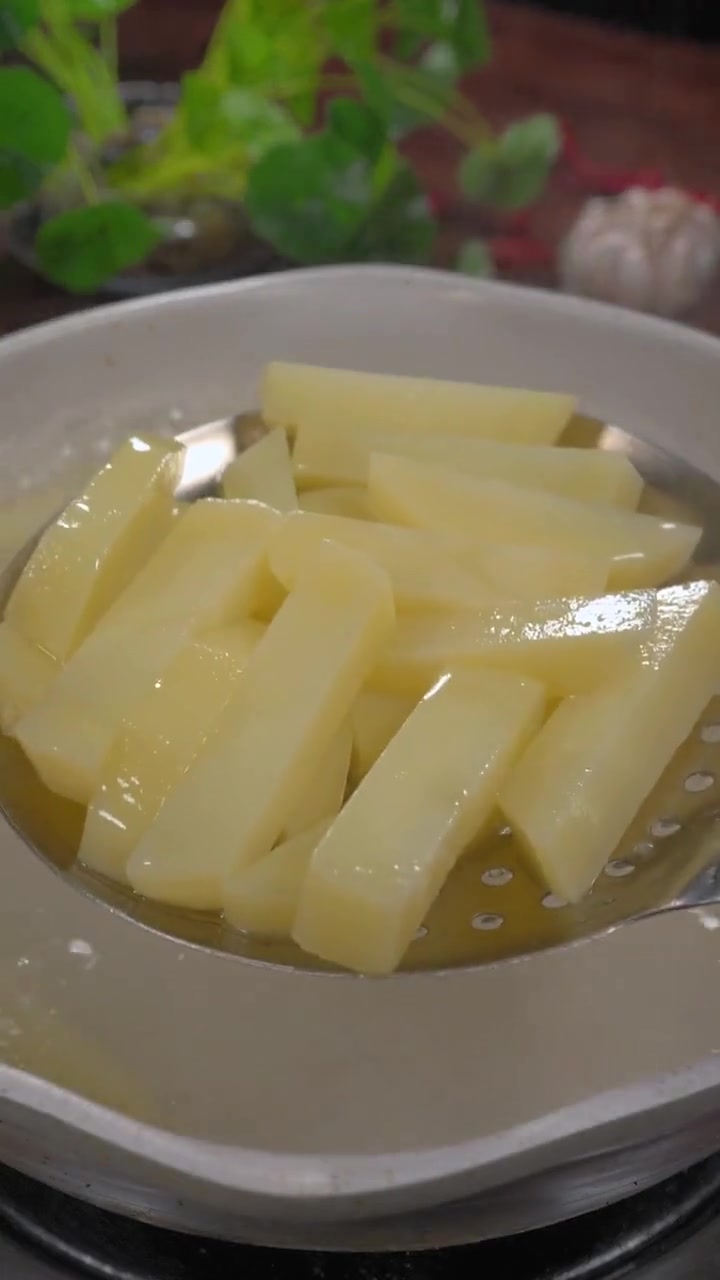 老公挑食不爱吃您做的菜就试试这个麻辣香锅鸡翅吧