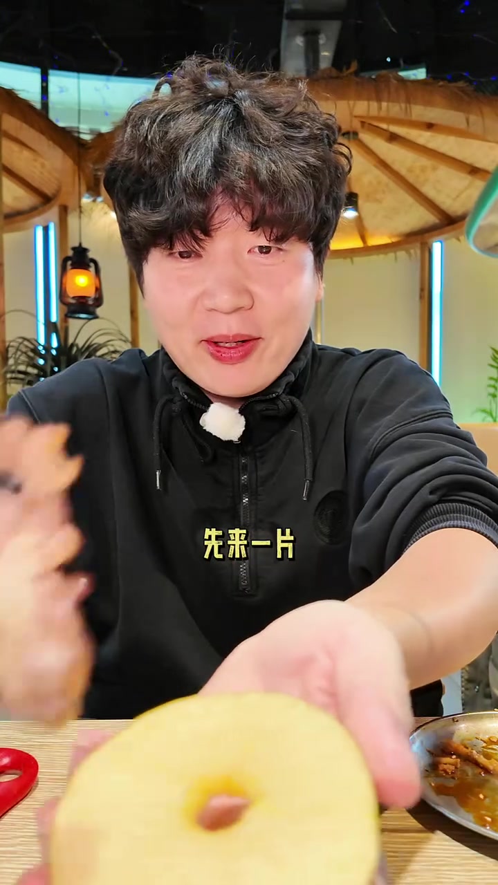 芝士和牛苹果汉堡超好吃！冬日干饭争霸赛