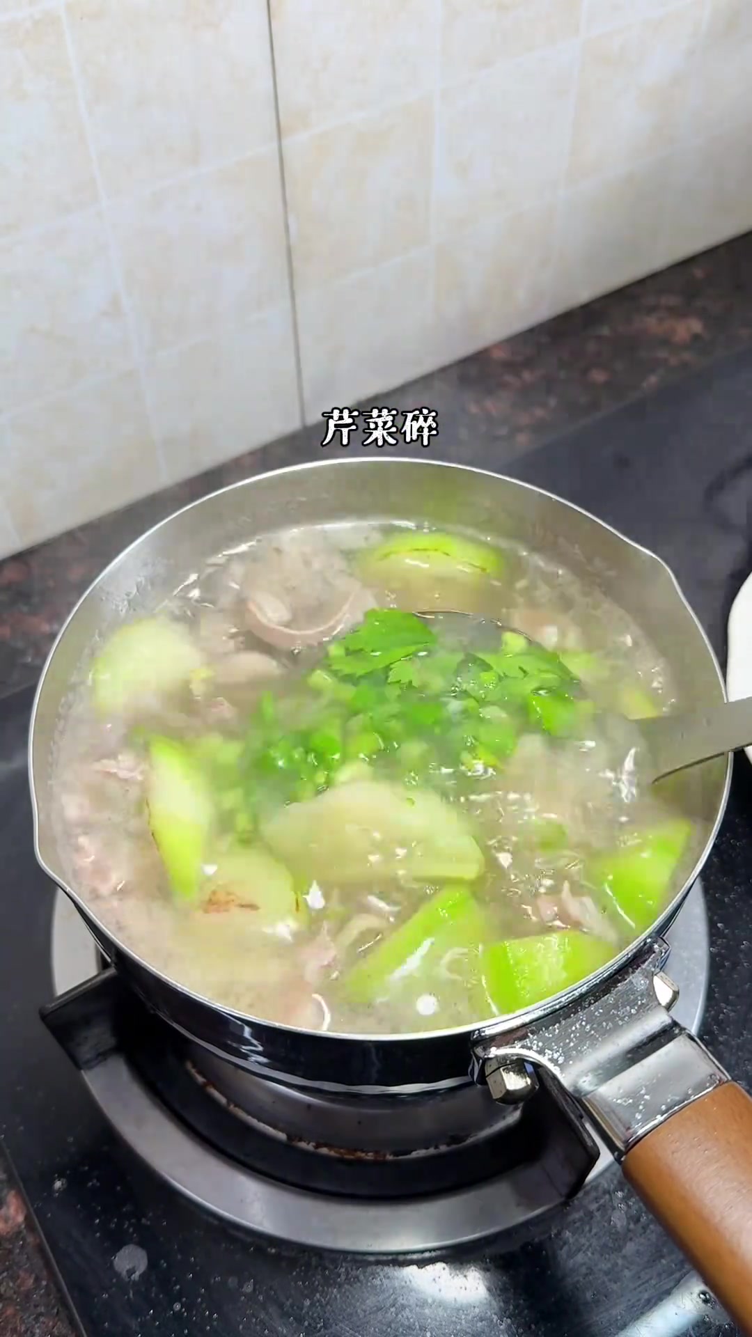 什么是幸福?有人煮汤!潮汕猪杂汤美食推荐