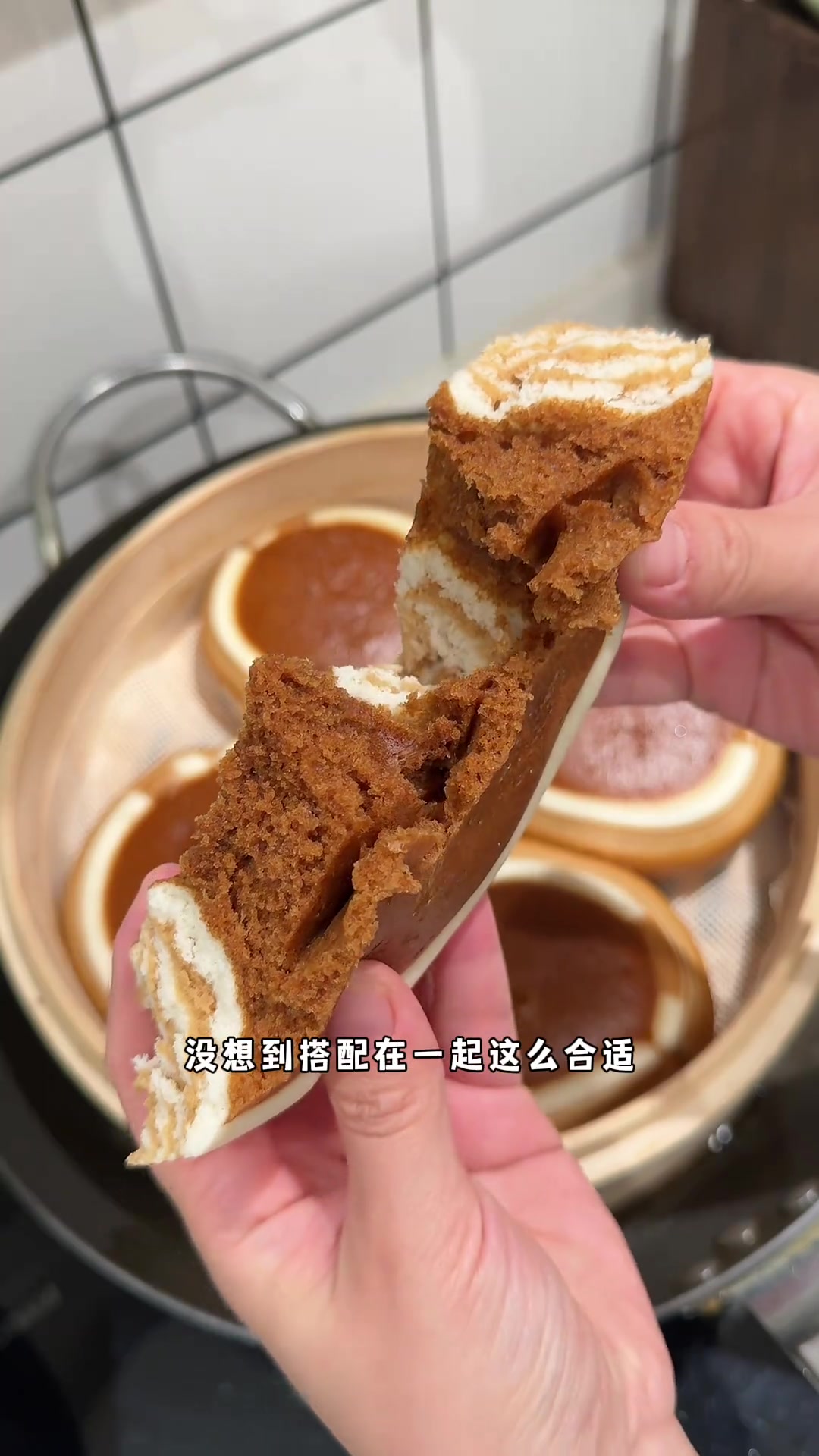 马拉糕配红糖馒头,松软香甜超好吃的早餐