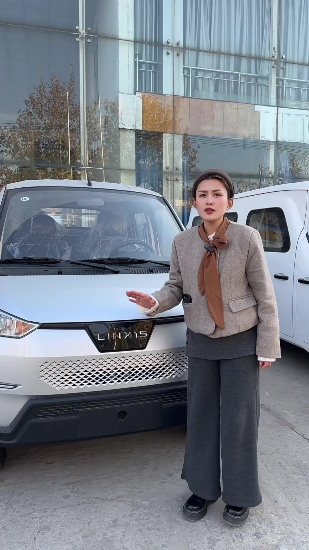 西安五菱菱势新能源双排小货车