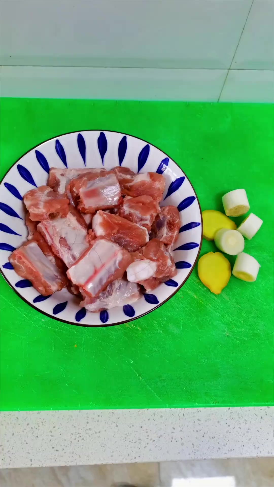 红烧排骨、肉、鸡翅教程,美食创作者快试试