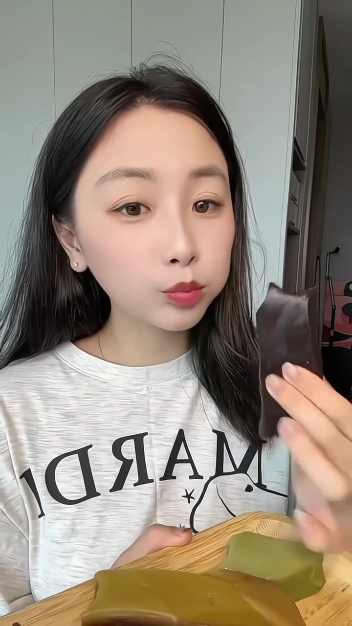 糯叽叽的地方特产，有点小众呀！不过都好好吃 诸暨美食 龙游千层糕 广西粉利 广西绿豆糕 你